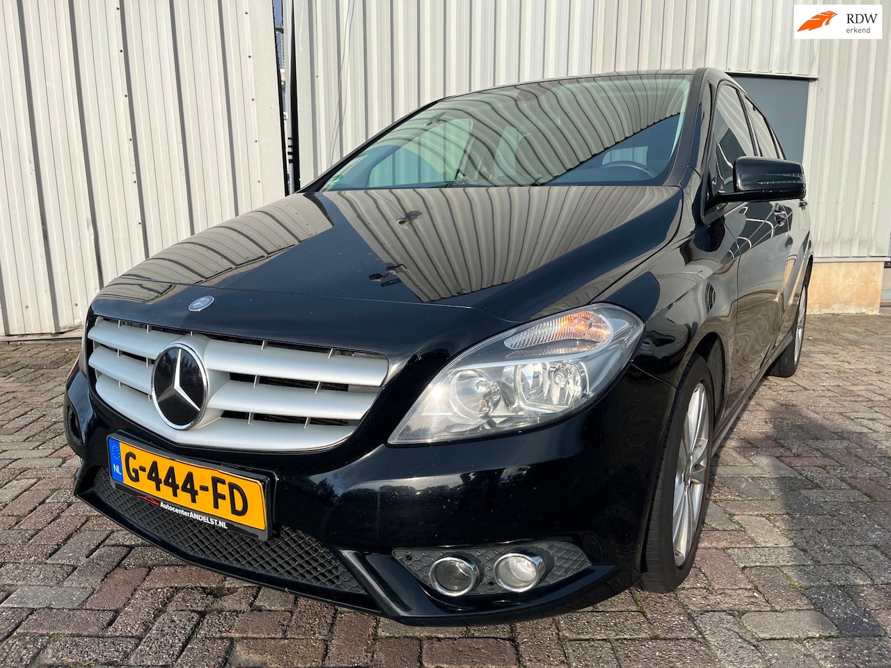 Mercedes-Benz B-klasse - 220 CDI Ambition -Versnellingsbak defect, Motorlamp brandt, Rondom gebruikersschade - AutoWereld.nl