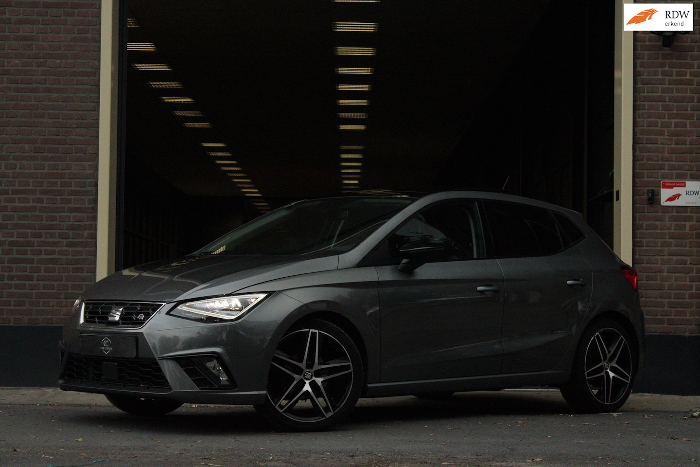 SEAT Ibiza - 1.0 TSI FR |Pano|KeyLess|LED|DCC| - AutoWereld.nl
