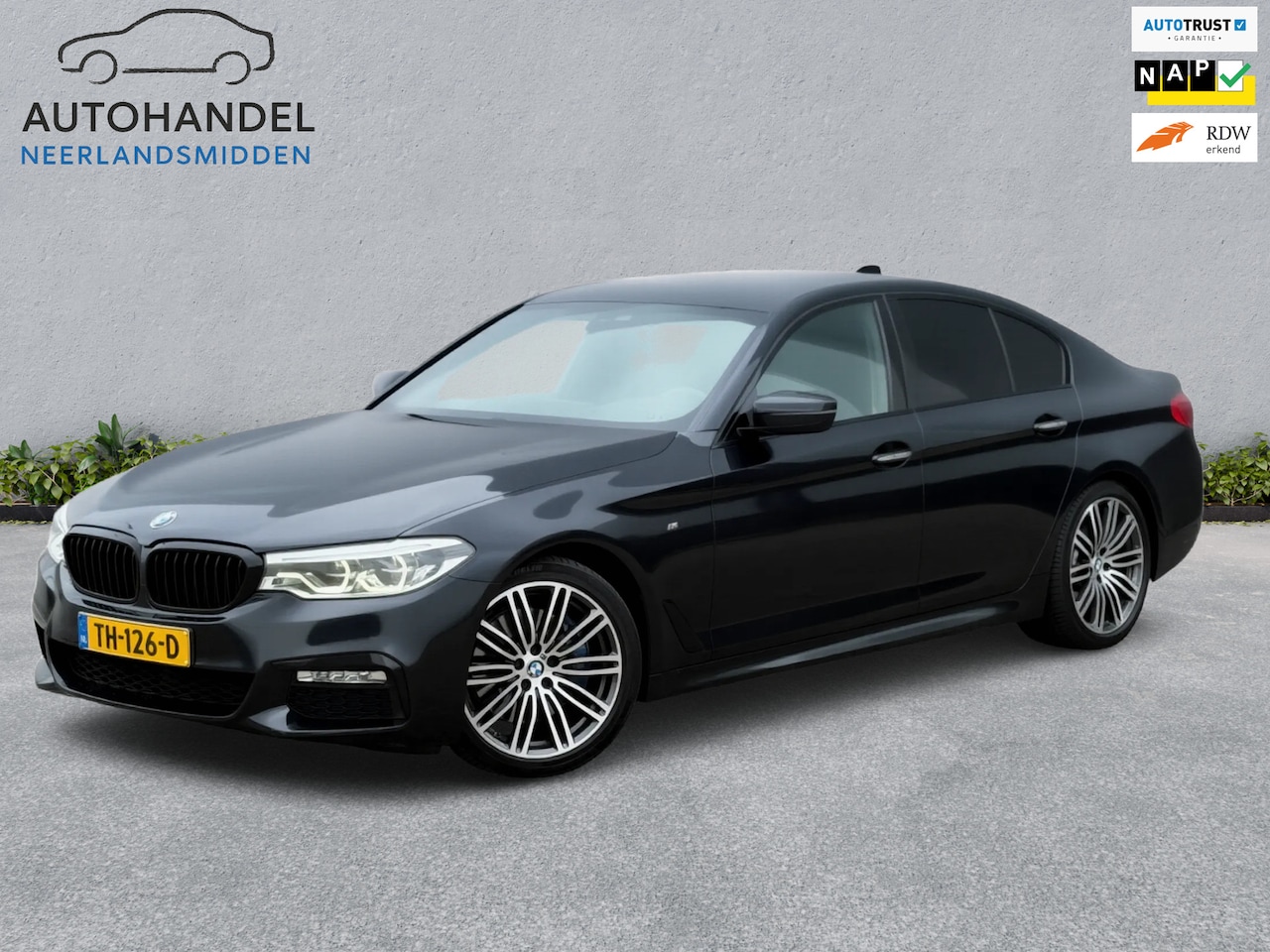 BMW 5-serie - 530i High Executive M-pakket sfeerverlichting zwarte hemel - AutoWereld.nl
