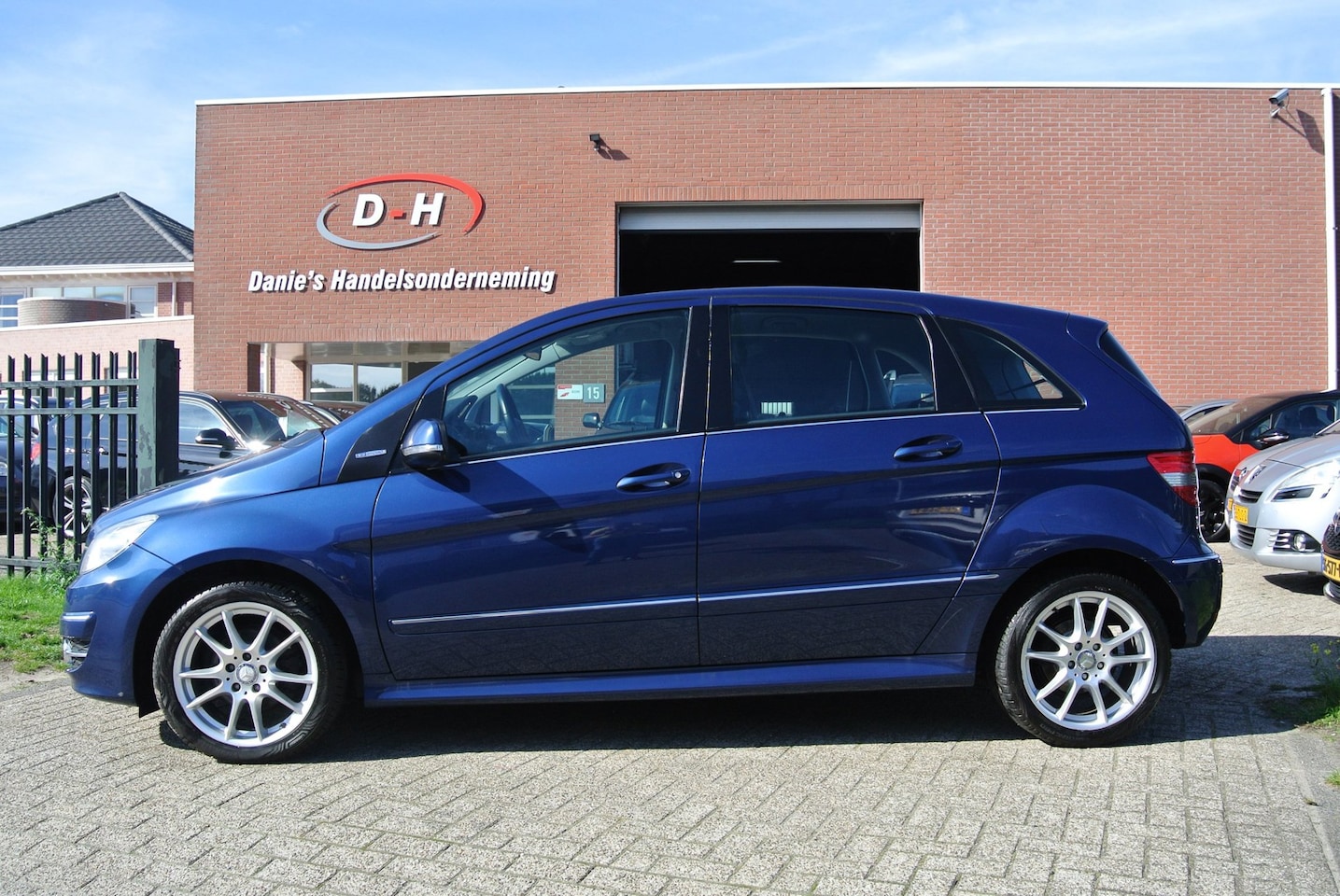 Mercedes-Benz B-klasse - 160 BlueEFFICIENCY Business Class airco apk 02-04-2027 inruil mogelijk nap - AutoWereld.nl