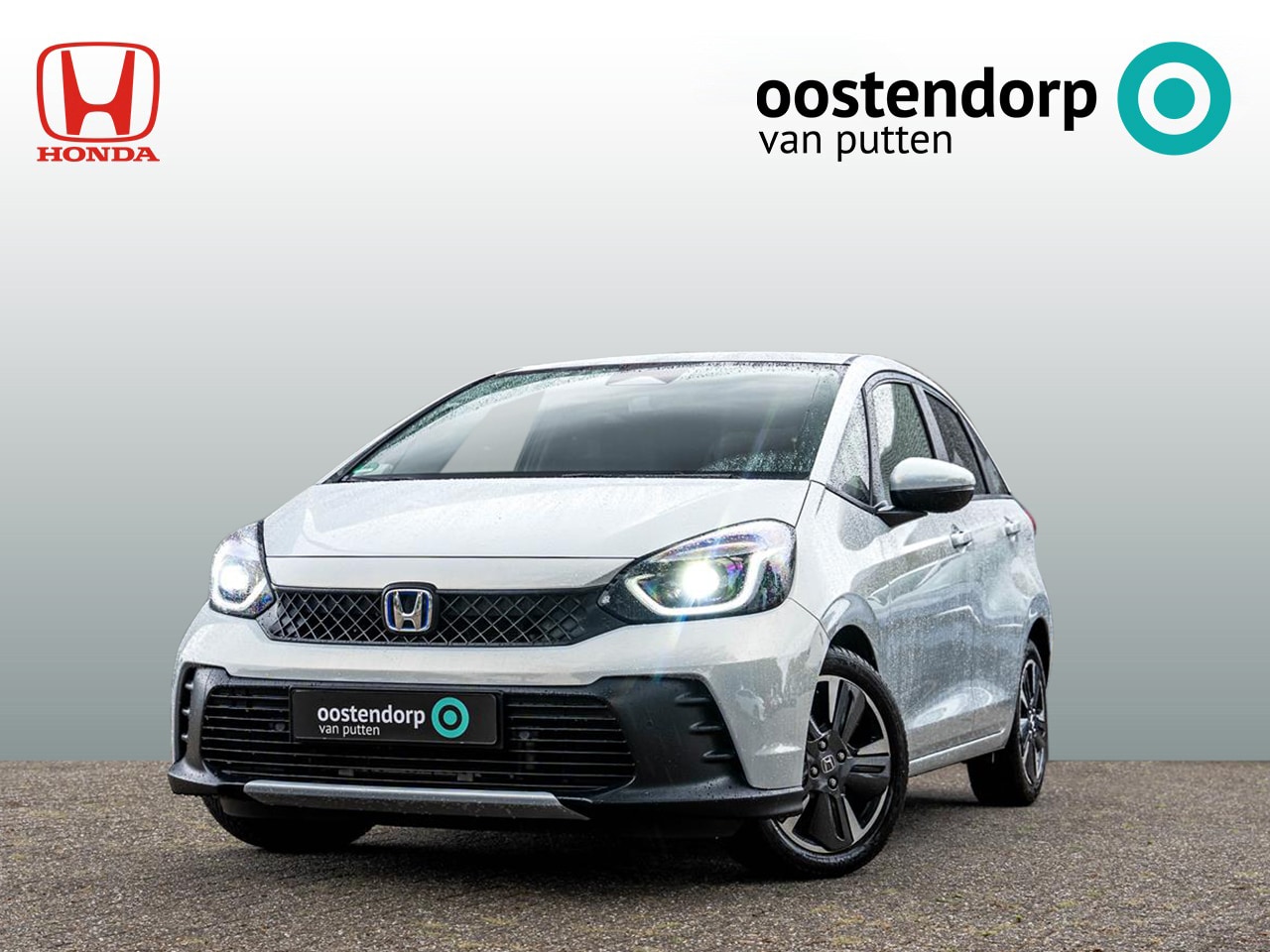 Honda Jazz - 1.5 Full Hybrid Advance | Premium Sunlight Silver | verwarmd stuurwiel | Adaptieve cruise - AutoWereld.nl