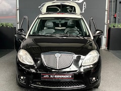 Lancia Y(psilon) - Ypsilon 1.2 Elle PANODAK AIRCO