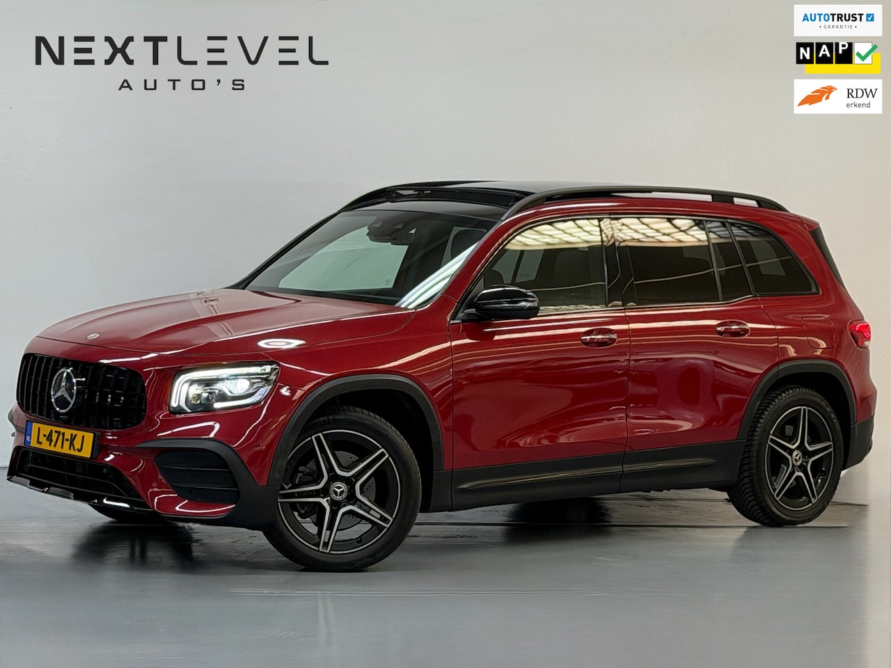 Mercedes-Benz GLB - 200 Business Solution AMG 7P Pano Trekhaak Orig. NL - AutoWereld.nl