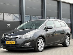 Opel Astra - 1.7 CDTi Navi Airco PDC