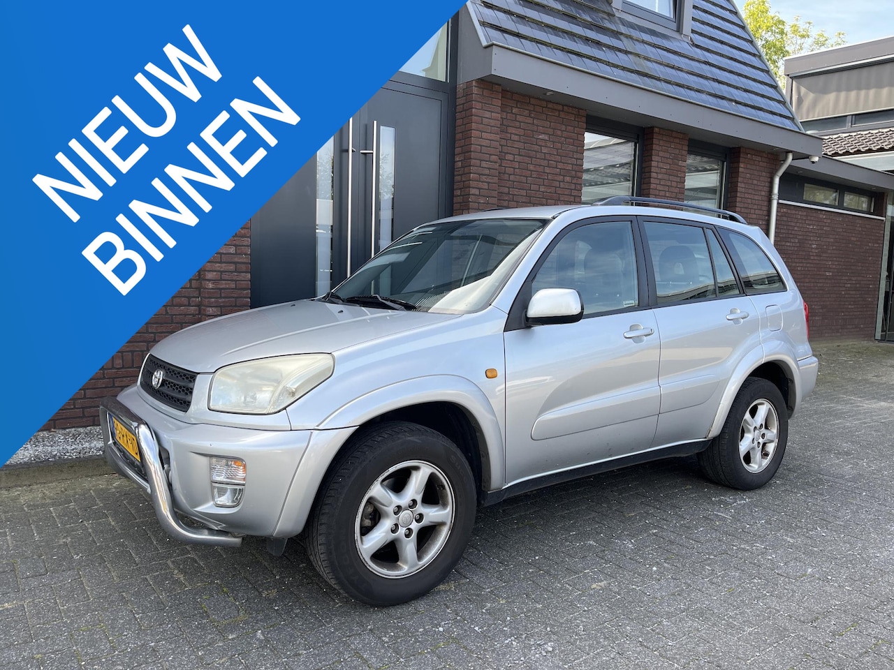 Toyota RAV4 - 2.0-16V VVT-i Sol 2.0-16V VVT-i Sol - AutoWereld.nl