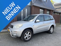 Toyota RAV4 - 2.0-16V VVT-i Sol