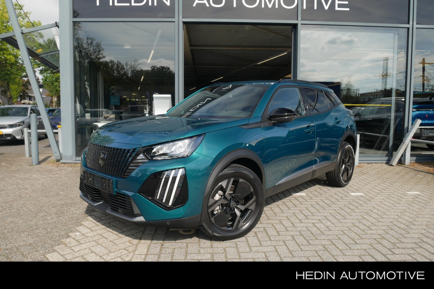 Peugeot 2008 - 1.2 Hybrid 110 Envy | Nieuwste Stoelbekleding! | Camera | PDC Voor+Achter | Keyless Entry/ - AutoWereld.nl