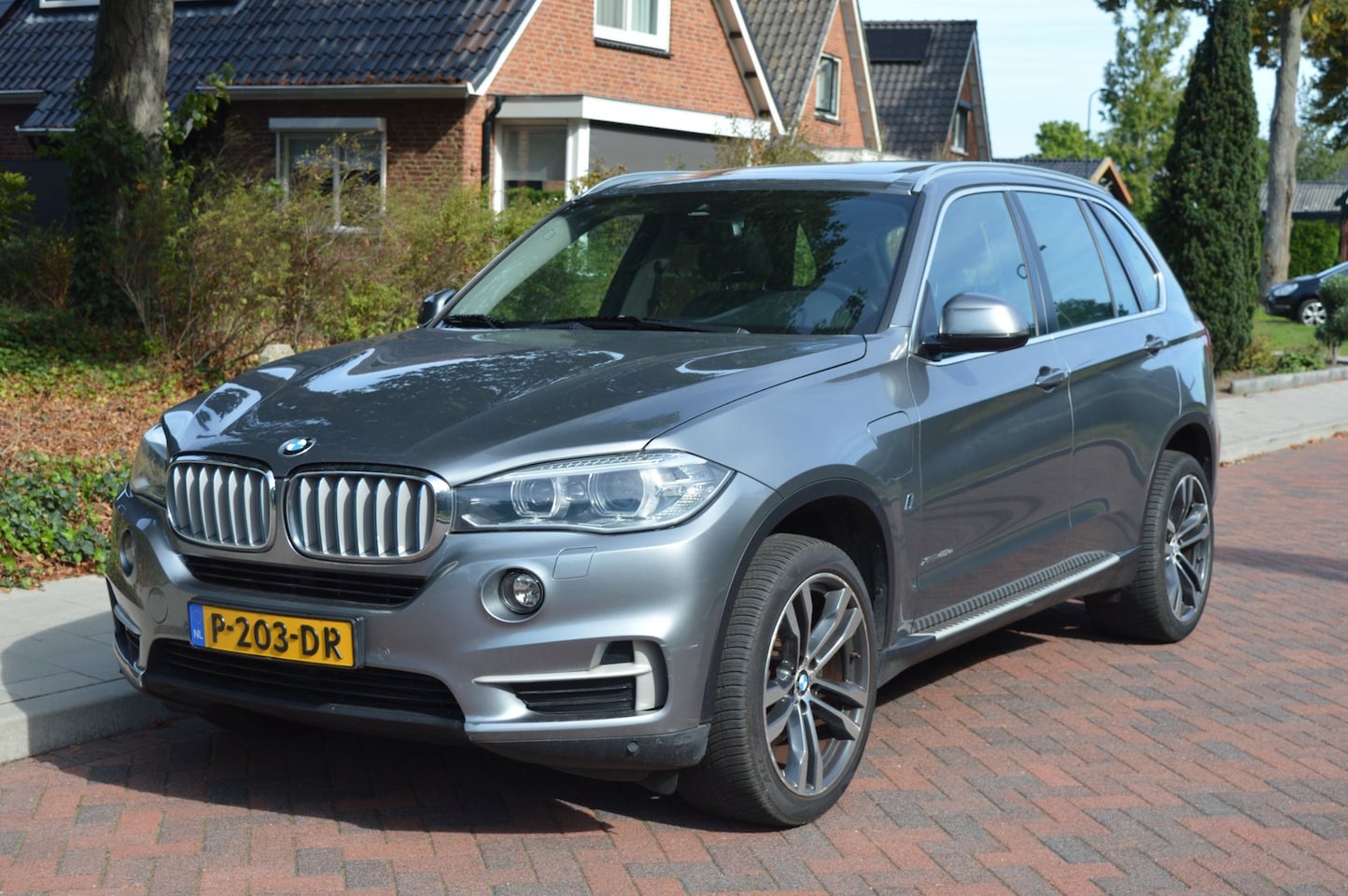 BMW X5 - XDrive40e iPerformance High Exe Panoramadak - AutoWereld.nl