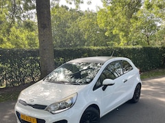 Kia Rio - 1.2 CVVT Plus Pack Sport