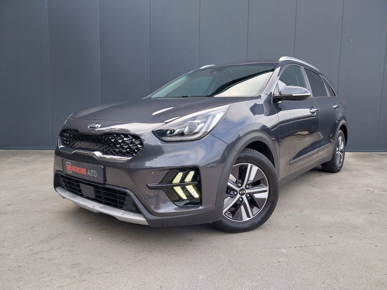 Kia Niro - 1.6 GDi Hybrid DynamicLine 1e EIGENAAR TREKHAAK CAMERA ADAPT CRUISE NAVI ECC LED LEER - AutoWereld.nl