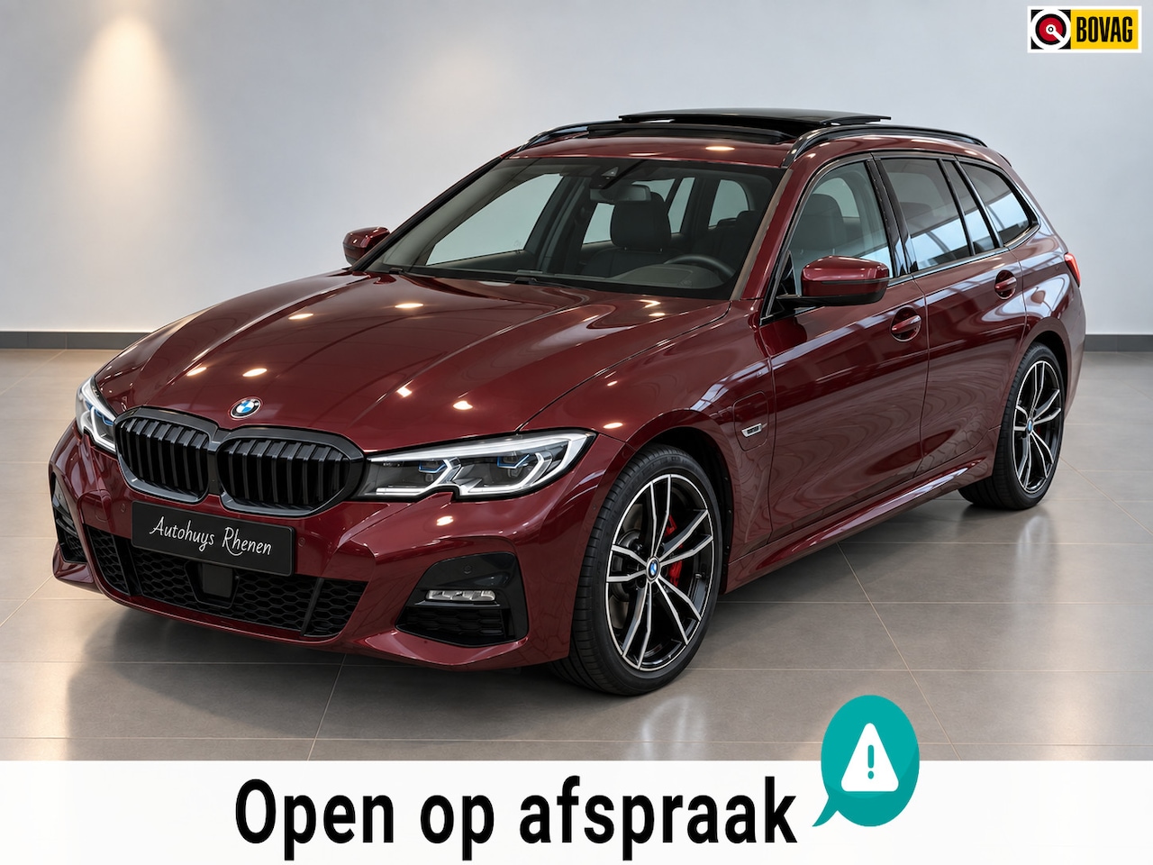 BMW 3-serie Touring - 330e xDrive High Executive / M-sport / Trekhaak / Panoramadak - AutoWereld.nl