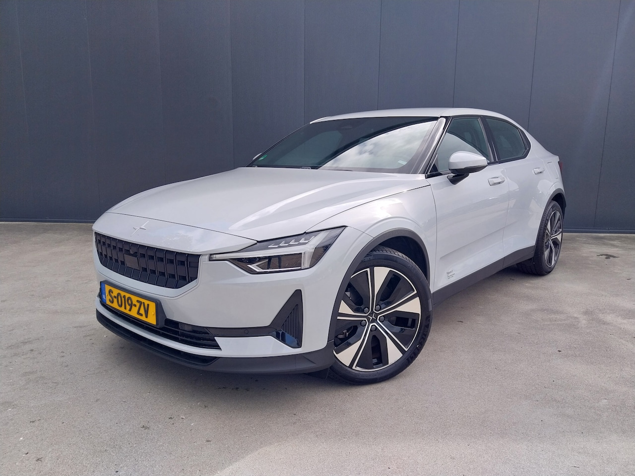 Polestar 2 - Long Range Single Motor 78 kWh 1e EIGENAAR CAMERA MEMORY LED NAVI CRUISE ECC - AutoWereld.nl