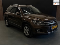 Volkswagen Tiguan - 1.4 TSI Sport&Style Trekhaak Camera Stoelverwarming
