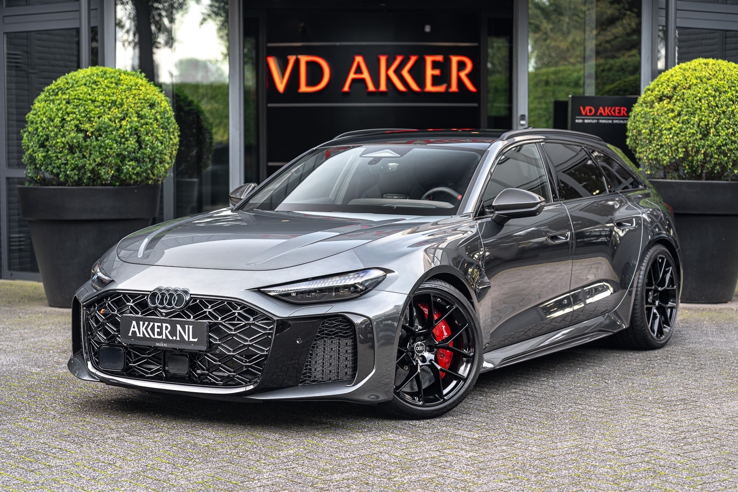 Audi RS5 - Avant 2.9 TFSI | Carbon in- & exterieur | Audi Sport Pakket | Keram. Remschijv. | Head-up - AutoWereld.nl