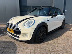 MINI 5-Deurs - 1.5 Cooper Chili, Navi, HUD, Clima, ACC, PDC, HK