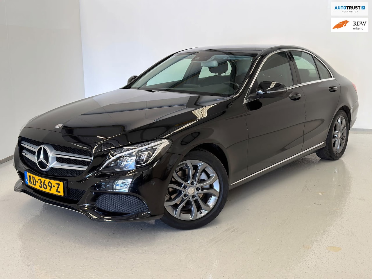 Mercedes-Benz C-klasse - 180 Prestige / Automaat / Navi / Clima - AutoWereld.nl