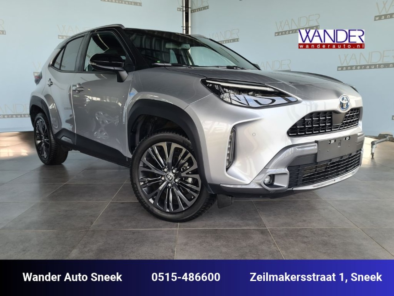 Toyota Yaris Cross - 1.5 Hybrid Adventure /Stoel- & stuurverwarming/Draadloze telefoonoplader/Apple Carplay/And - AutoWereld.nl