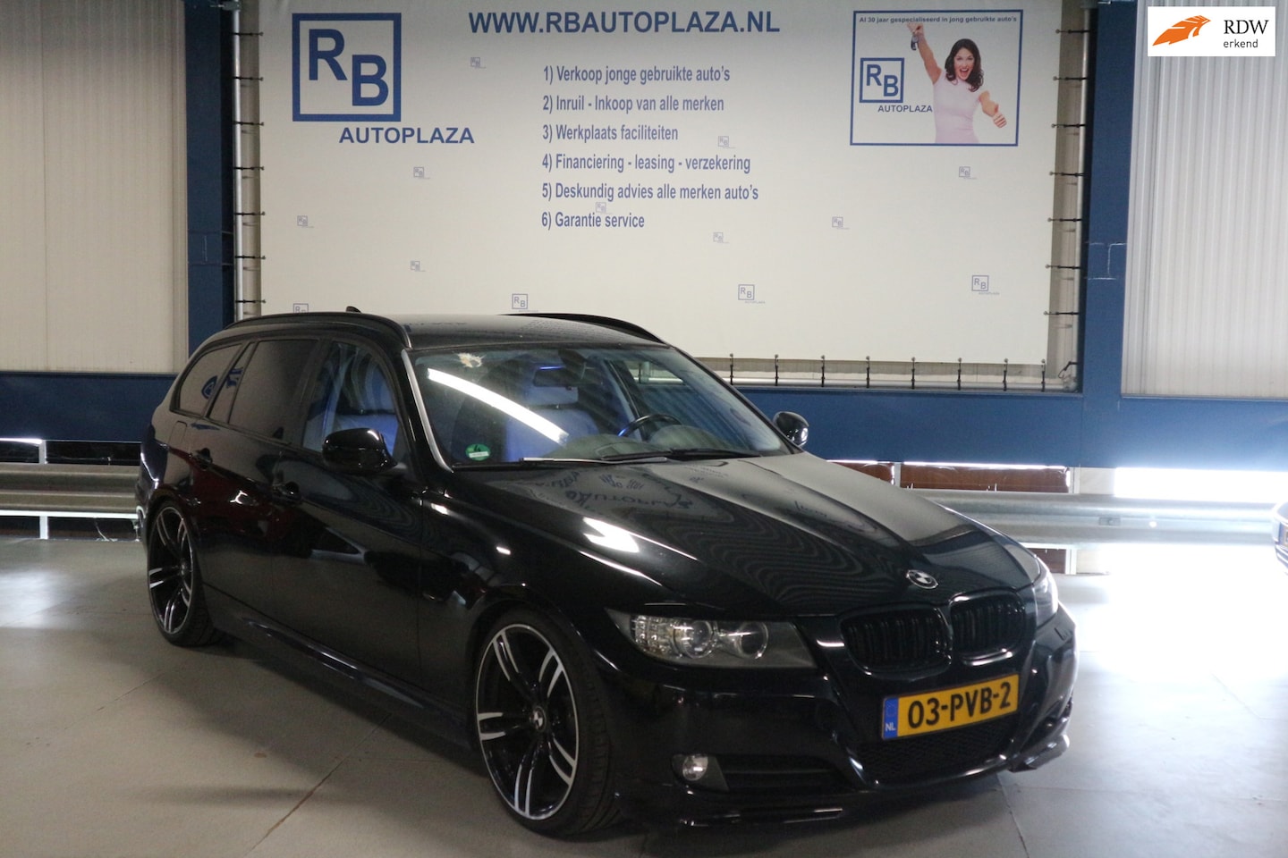 BMW 3-serie Touring - 318i LEER / VELG / FACELIFT / BLACK PACK ! ! ! - AutoWereld.nl