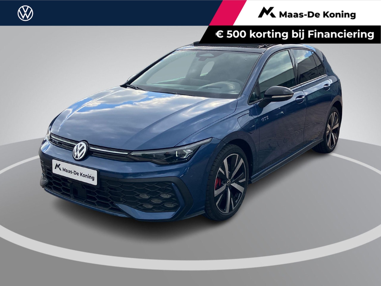 Volkswagen Golf - 1.5eHybrid 200kW/272PK GTE Black Style · Panoramadak · Trekhaak · Camera · Apple/Android - AutoWereld.nl