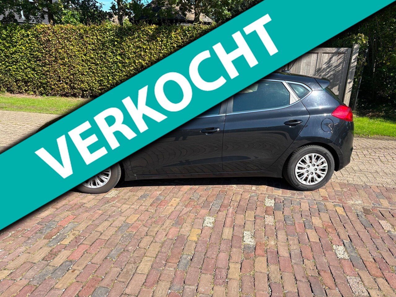 Kia Cee'd - 1.6 GDI Plus Pack 1.6 GDI Plus Pack - AutoWereld.nl