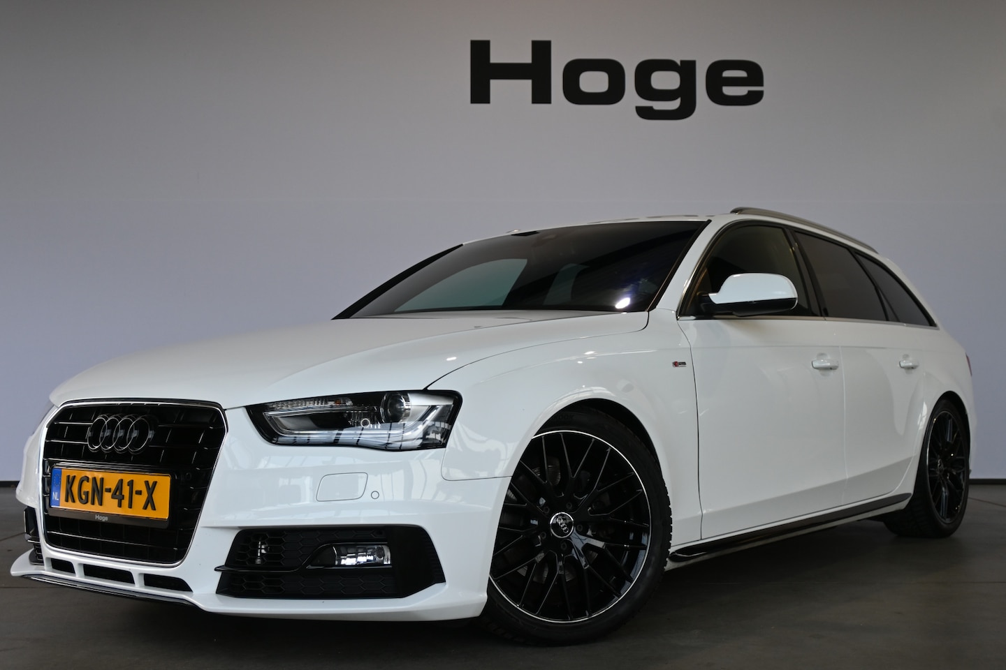 Audi A4 Avant - 2.0 TDI Automaat Clima Cruise control Navigatie Xenon Stoelverwarming 100% Onderhouden! In - AutoWereld.nl