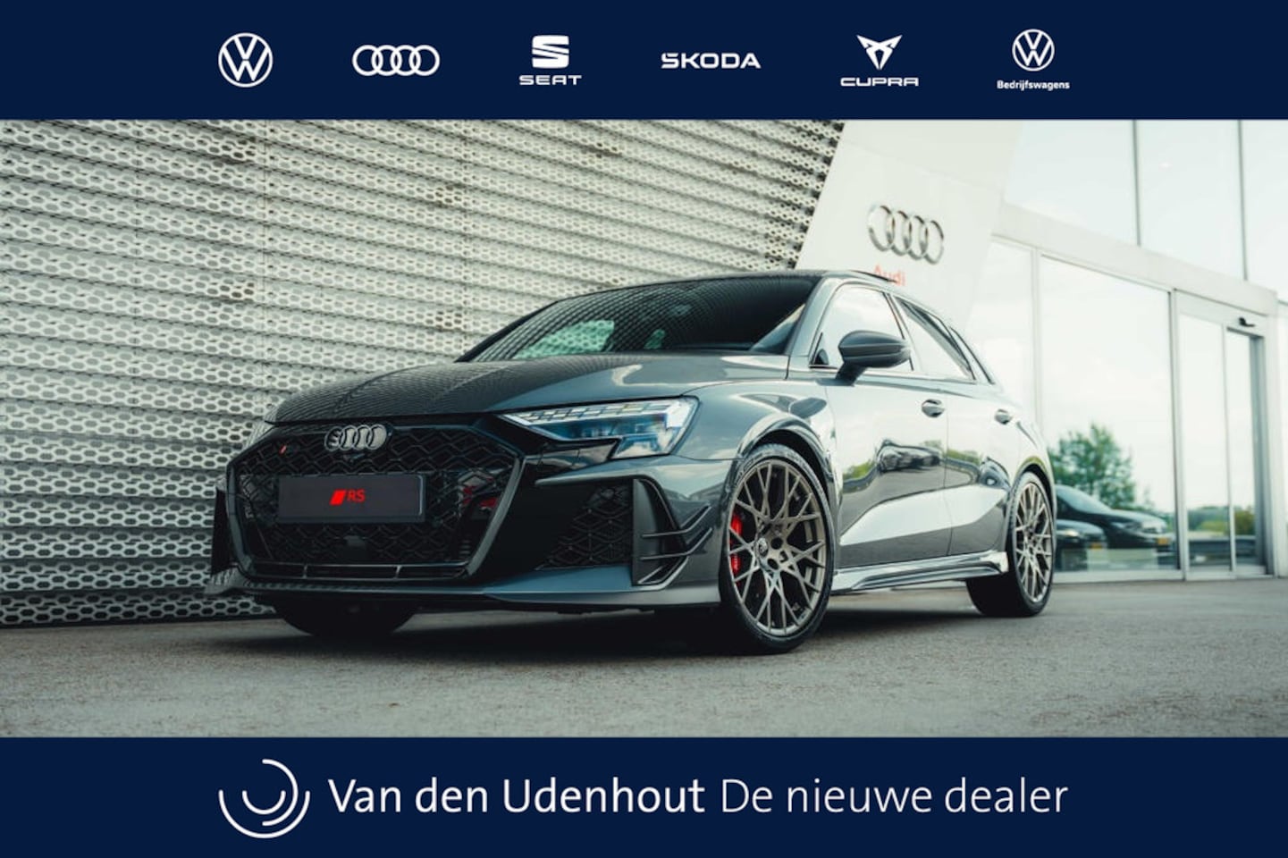Audi RS3 - Sportback 400 S tronic competition limited | Comfortsleutel | Elektrische achterklep | Gla - AutoWereld.nl