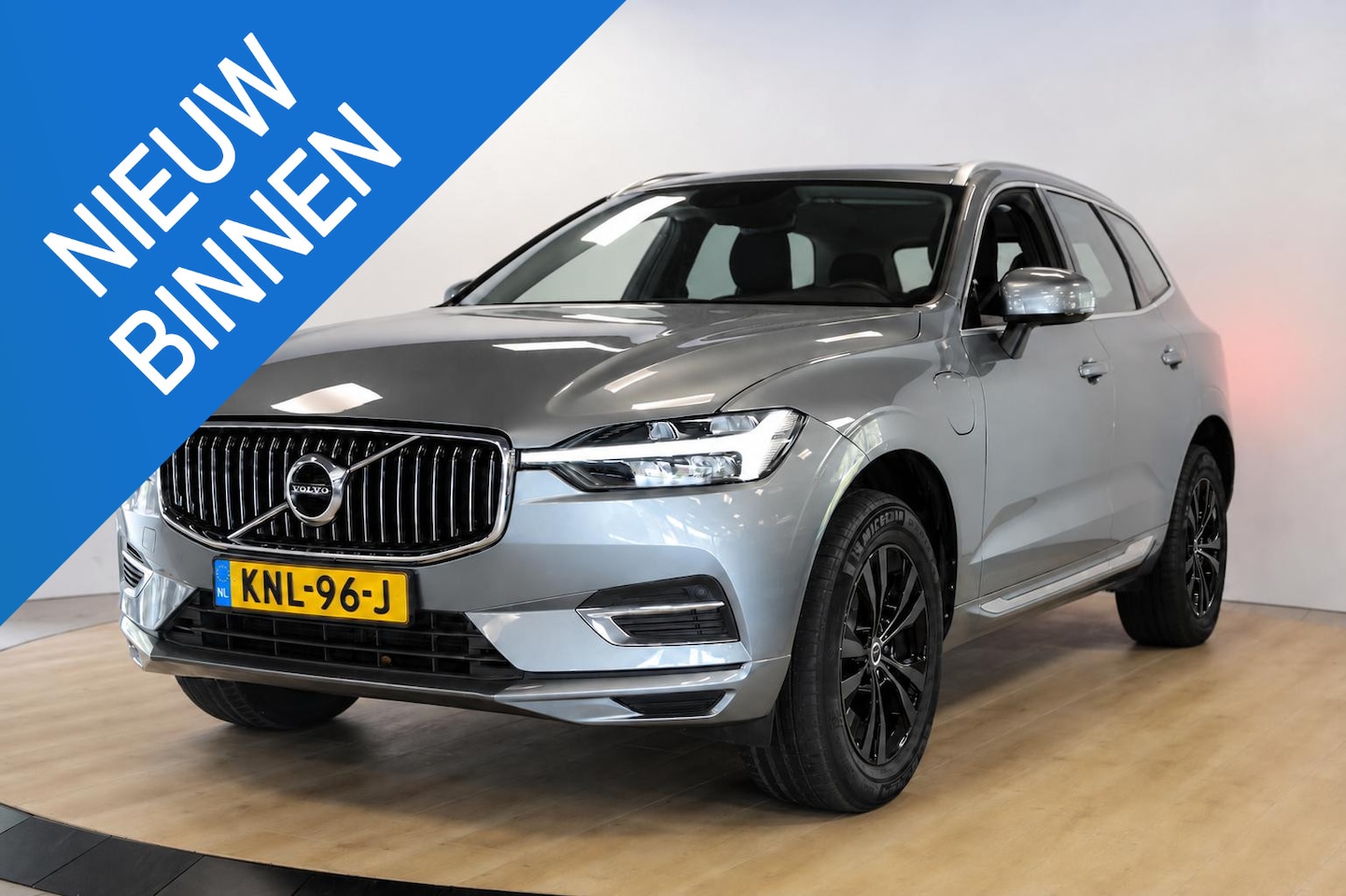 Volvo XC60 - 2.0 Recharge T6 AWD Inscription | Schuif- kanteldak | PDC - AutoWereld.nl