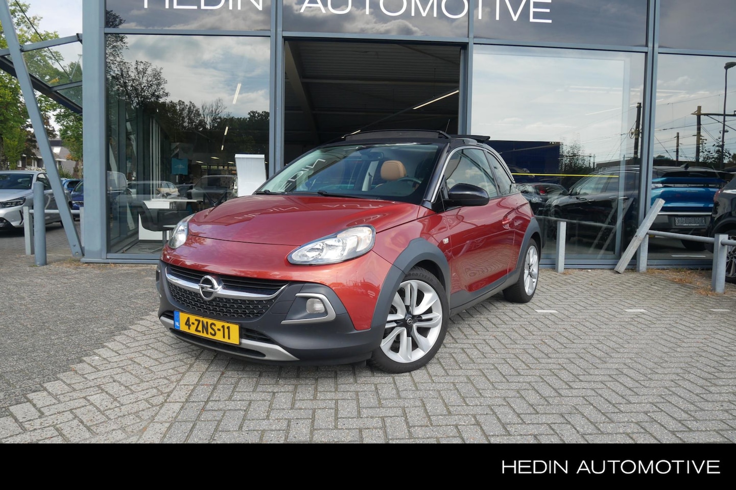 Opel ADAM - 1.0 Turbo Rocks Cabrio | PDC Achter | Stoel/Stuur Verwarming | Bluetooth | LMV 17'' | Clim - AutoWereld.nl