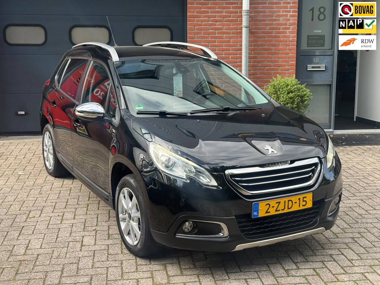 Peugeot 2008 - 1.2 Style|NAP|Onderhouden|ELEK.Pakket|Luxe uitvoering|APK|BOVAG Erkend - AutoWereld.nl