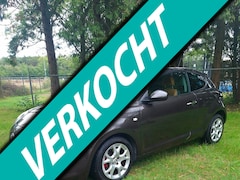 Alfa Romeo MiTo - 1.3 JTDm ECO Distinctive Leder , Navi , N.A.P