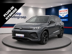 Volkswagen Tiguan - 1.5 eHybrid R-Line 272 pk DUURSTE UITVOERING VOL | Nieuw | Navi | ACC | Pano | Camera | In