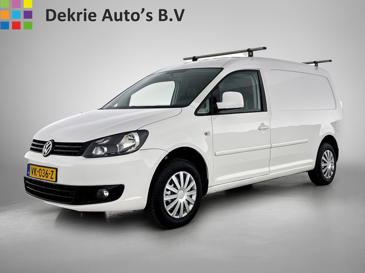 Volkswagen Caddy Maxi - 1.6 TDI Airco / Schuifdeur rechts / Elec. pakket / Trekhaak / Leder int. / Mistlampen / Ap - AutoWereld.nl