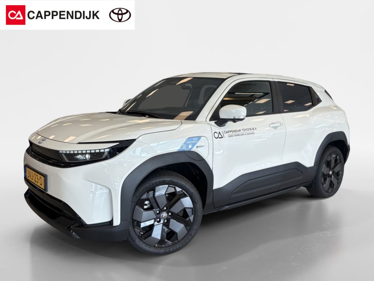 Toyota Urban Cruiser - Executive 61 kWh | PANODAK | JBL | - AutoWereld.nl
