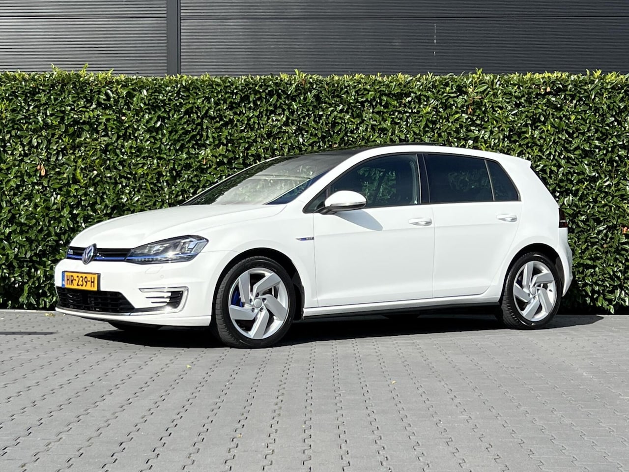 Volkswagen Golf - 1.4 TSI GTE 1.4 TSI GTE, NL AUTO, NAP LOGISCH, PANORAMADAK, NAVIGATIE, ADAPT. CRUISE, CLIMATE CONTROL, - AutoWereld.nl