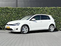 Volkswagen Golf - 1.4 TSI GTE, NL AUTO, NAP LOGISCH, PANORAMADAK, NAVIGATIE, ADAPT. CRUISE, CLIMATE CONTROL,