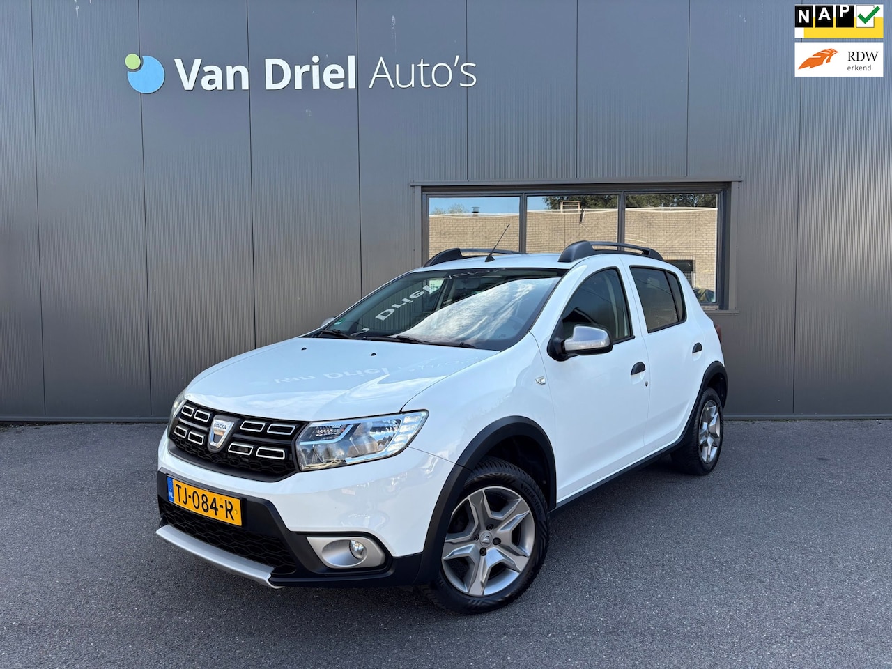 Dacia Sandero Stepway - TCe 90 / Navigatie / Camera / Dealer onderhouden! - AutoWereld.nl