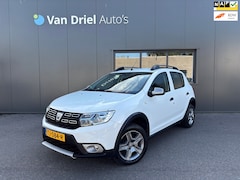Dacia Sandero Stepway - TCe 90 / Navigatie / Camera / Dealer onderhouden