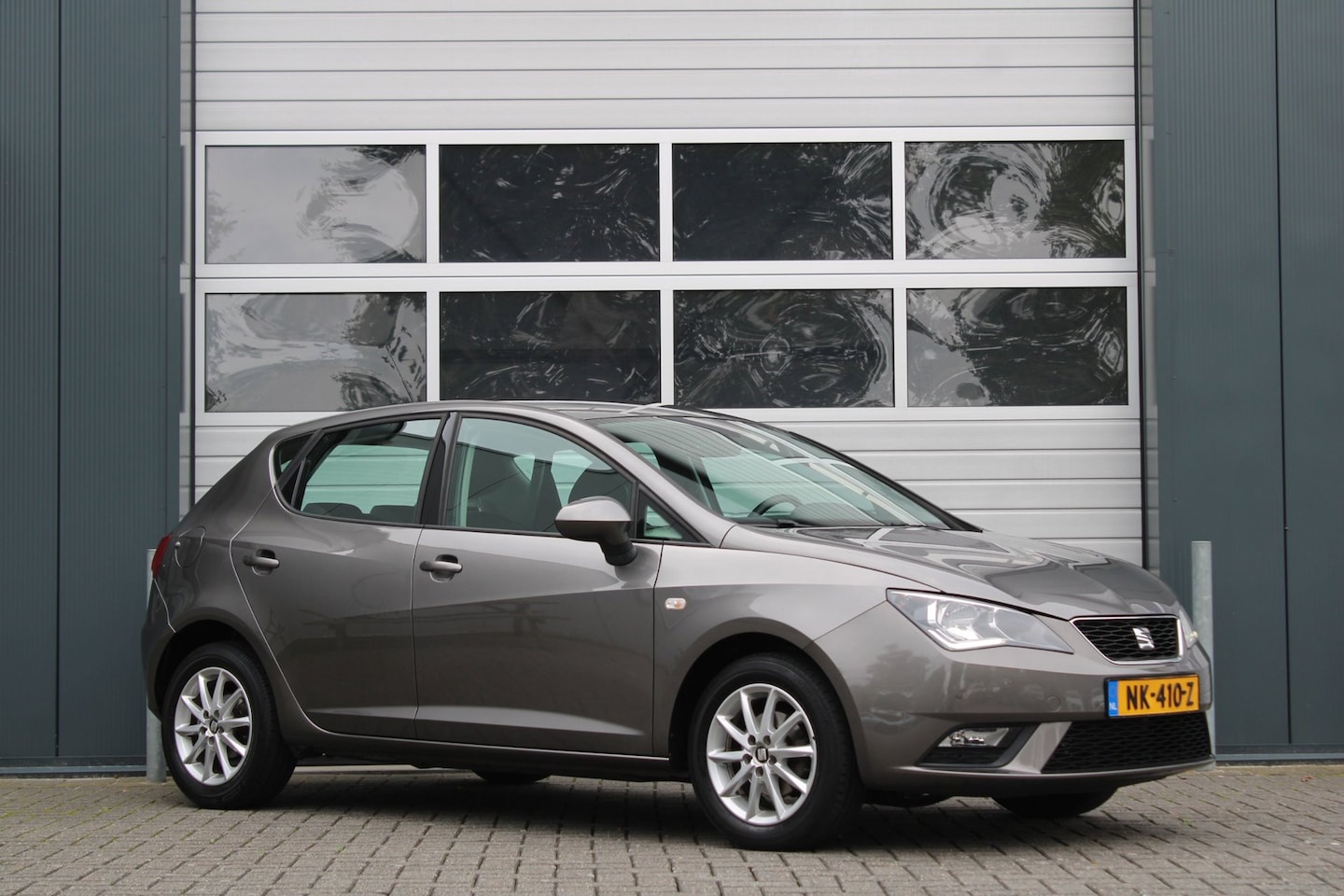 SEAT Ibiza - 1.0 EcoTSI Style 5-Deurs Airco/Cruise/PDCv+a/Navi/Bluetooth/LED/Radio.AUX.USB/Elek.Ramen/C - AutoWereld.nl