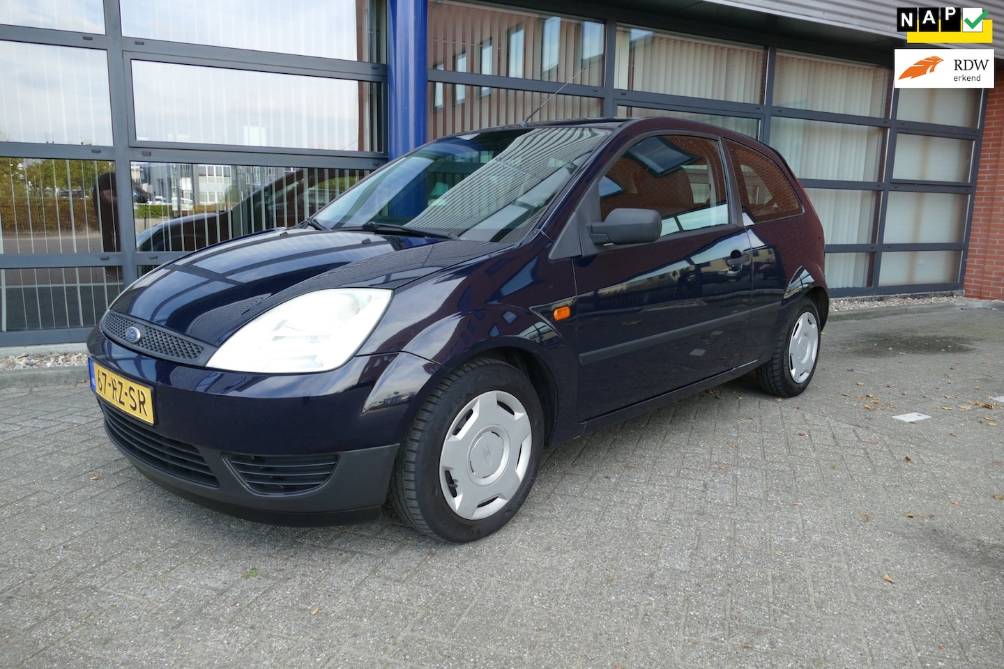 Ford Fiesta - 1.3-8V Style 3drs Nieuwe Apk tot 06-11-2027 - AutoWereld.nl