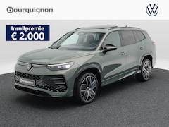 Volkswagen Tayron - R-Line Edition 1.5 eHybrid 204 PK | Trekhaak| Panoramadak | Head-Up Display | 360 Camera |