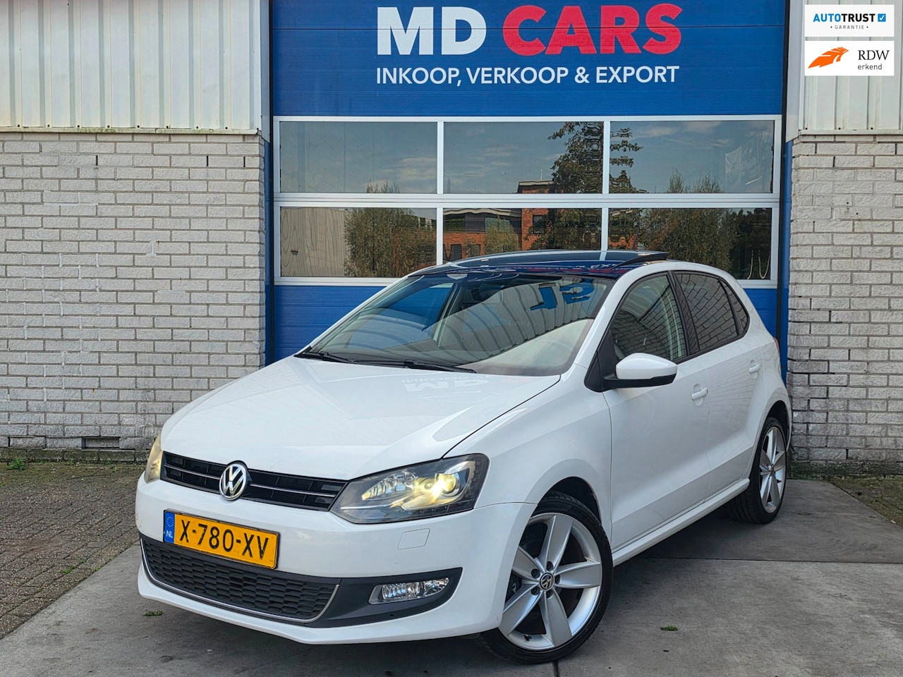 Volkswagen Polo - 1.2 TSI R-Line Edition PANO/STOELVERW/CR CONTROL - AutoWereld.nl