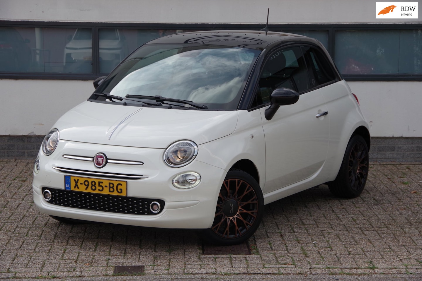 Fiat 500 - 1.2 Lounge 120TH Edition - AutoWereld.nl