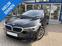 BMW 5-serie Touring - 520i Corporate Lease Executive Elek trekhaak / Sport Stoelen / Camera / Elek trekhaak / 18