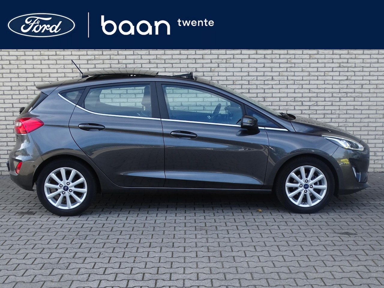 Ford Fiesta - 1.0 Turbo 100pk Titanium | panoramadak | voorruitverw. | adaptieve cruise. | camera | B&O - AutoWereld.nl