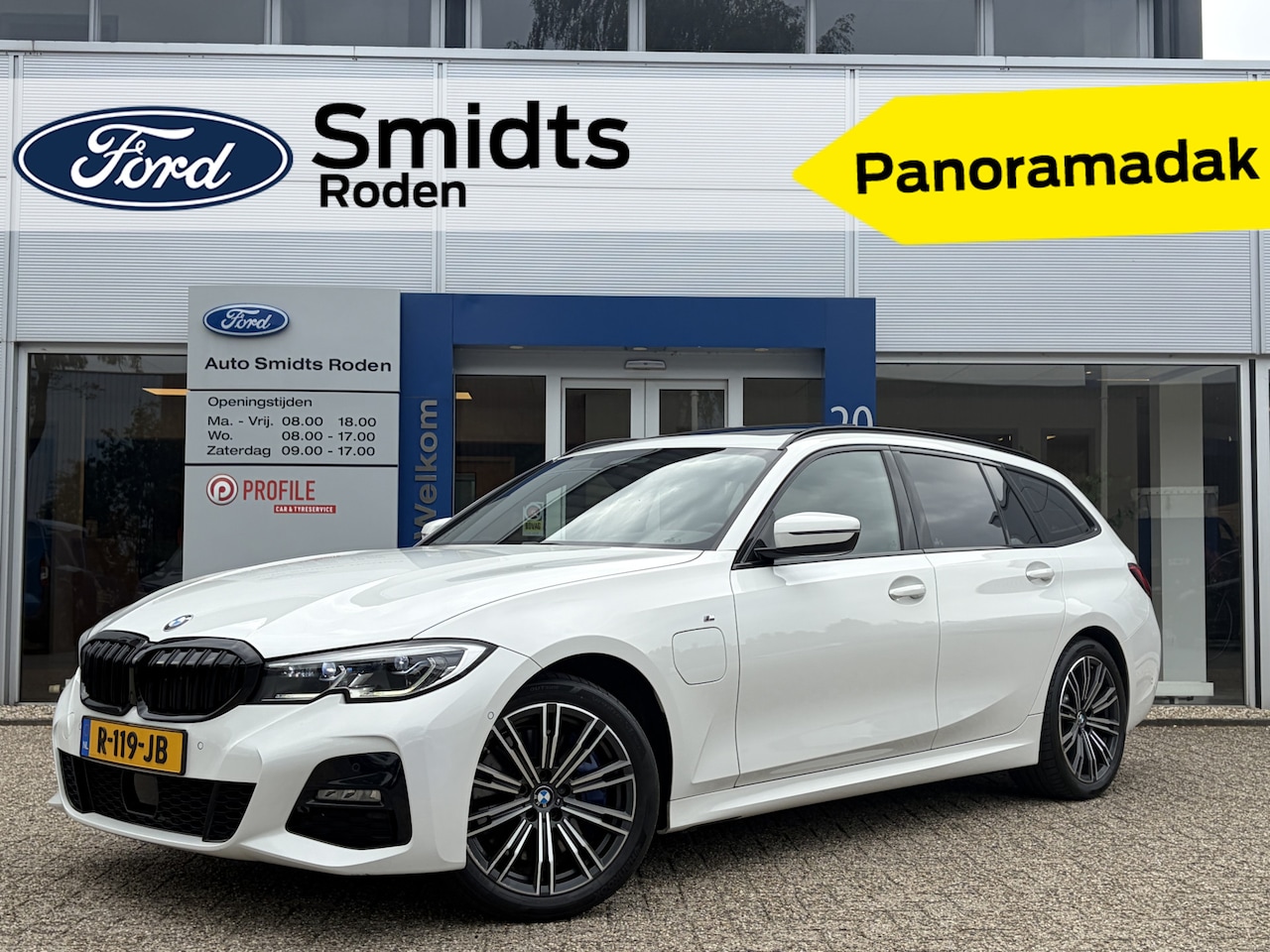 BMW 3-serie Touring - 330e High Executive M-Sport Full Options I PANO I LED I Sportstoelen I Adapt Cruise I Head - AutoWereld.nl