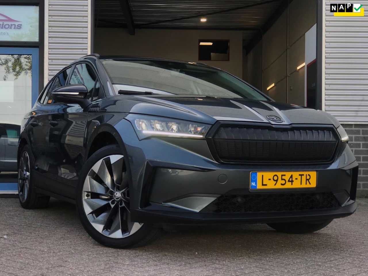 Skoda Enyaq iV - 60|Navi|PDC|Carplay|Trekhaak|Airco|LED|Keyless - AutoWereld.nl