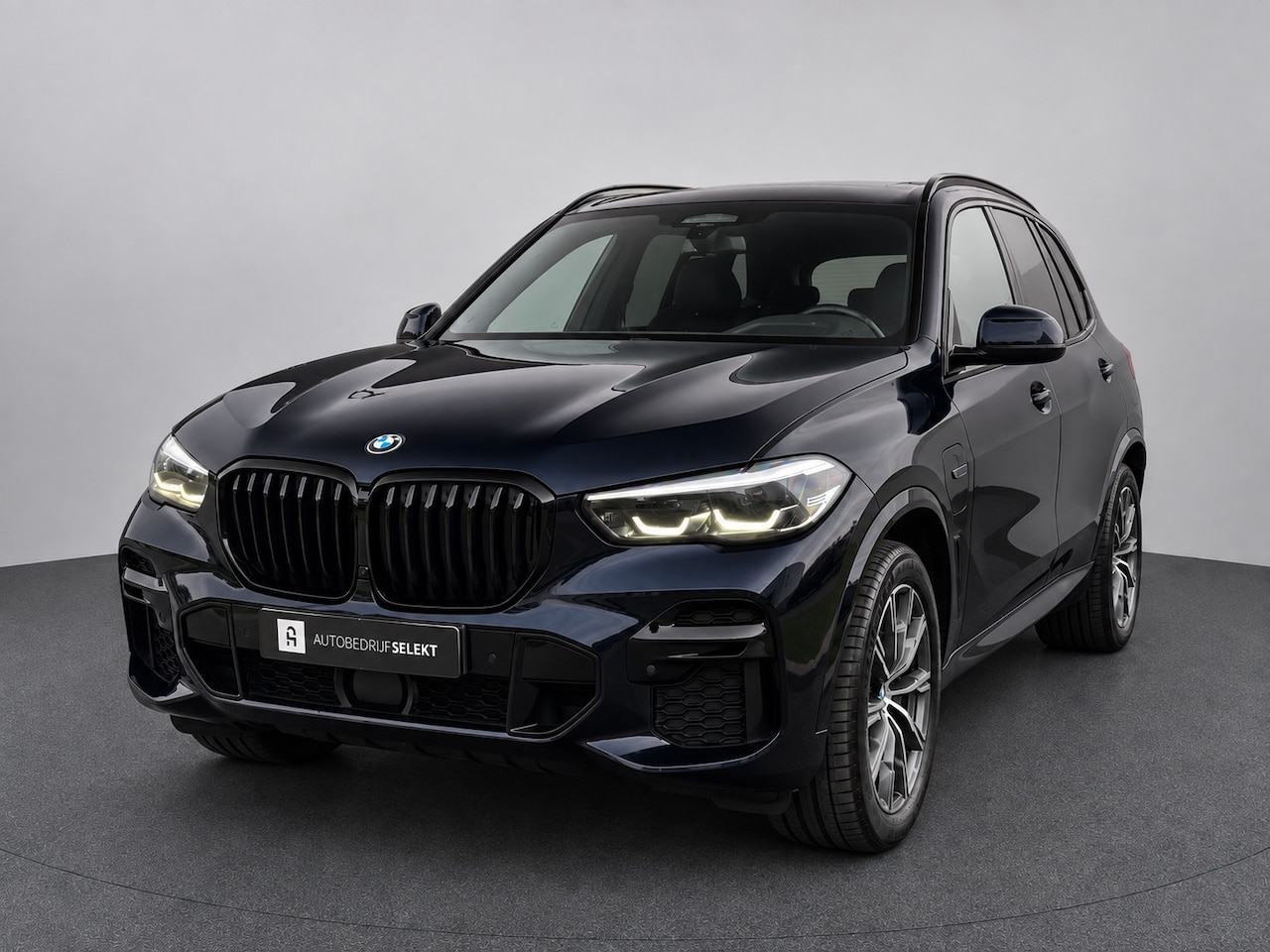 BMW X5 - XDrive45e M-Sport | Trekhaak | Driving Assistance Prof. | Memory | 1e eigenaar | Dealer on - AutoWereld.nl
