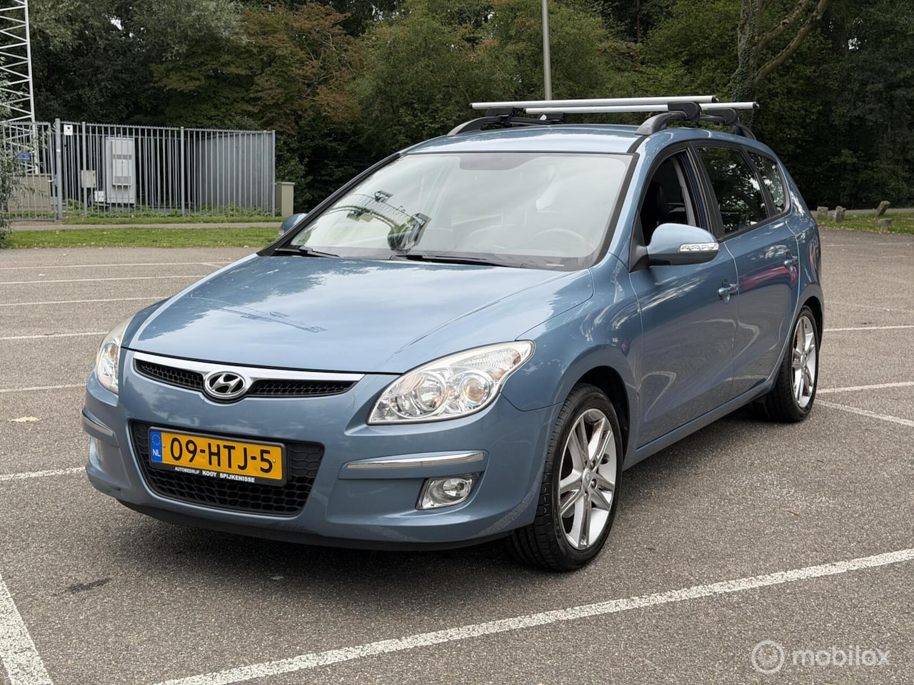 Hyundai i30 CW - 2.0i Automaat - AutoWereld.nl