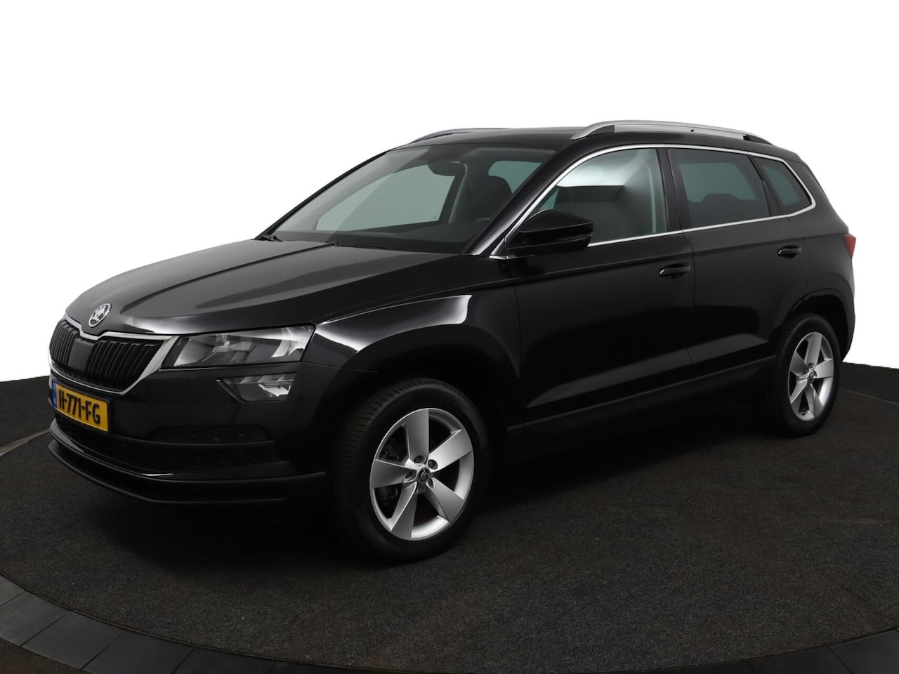 Skoda Karoq - 1.0 TSI Ambition Busines Camera - Airco - Cruise - AutoWereld.nl