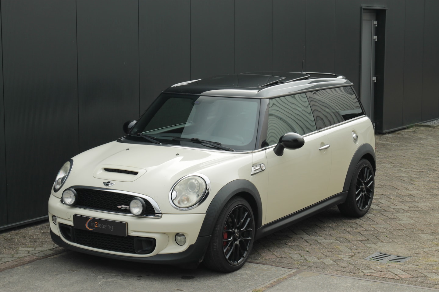 MINI Clubman - 1.6 John Cooper Works 1.6 John Cooper Works Leder Pano H&K Navi Bluetooth - AutoWereld.nl